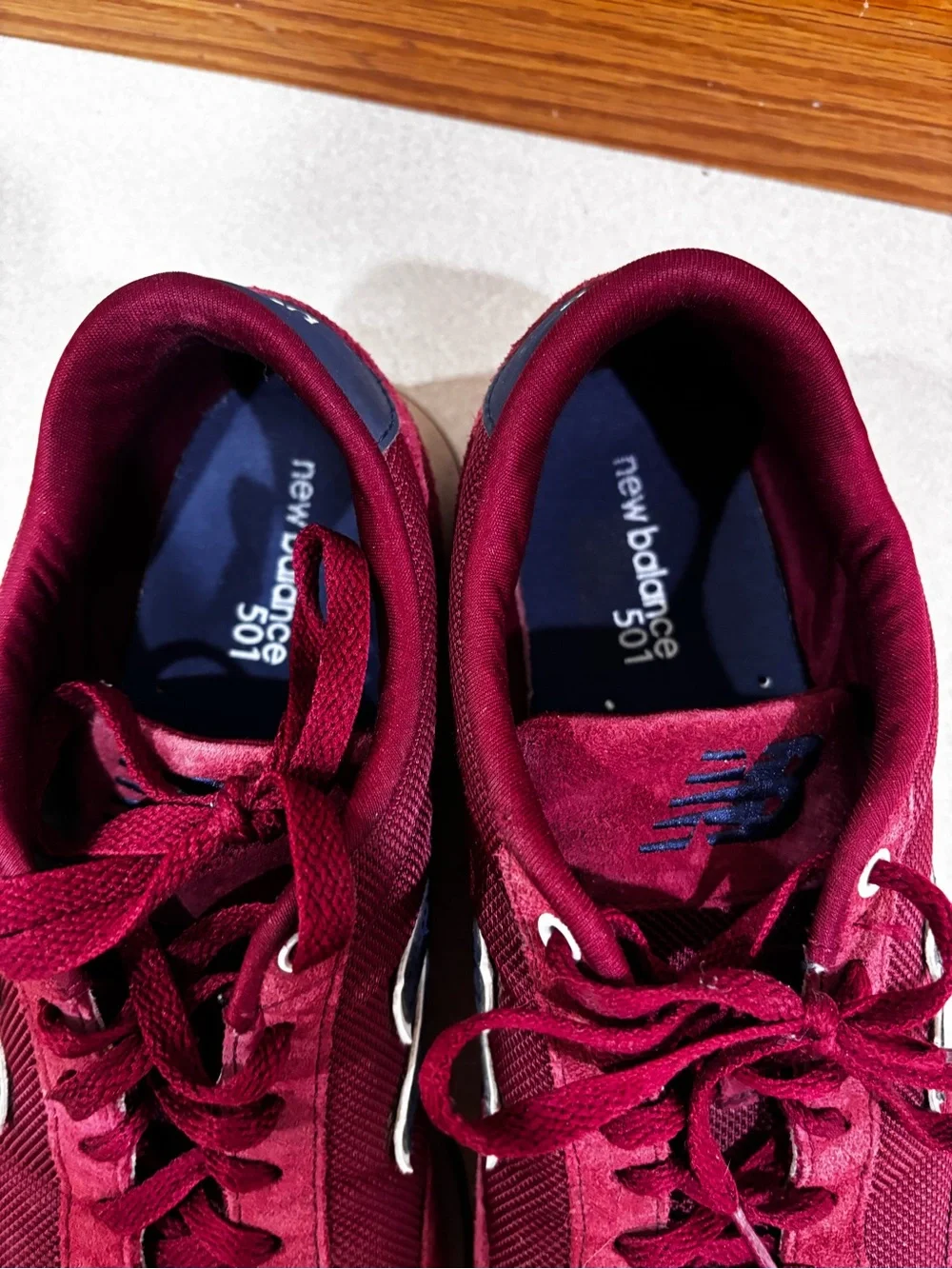 New Balance Men's Maroon Athletic Sneakers with Navy Logo
